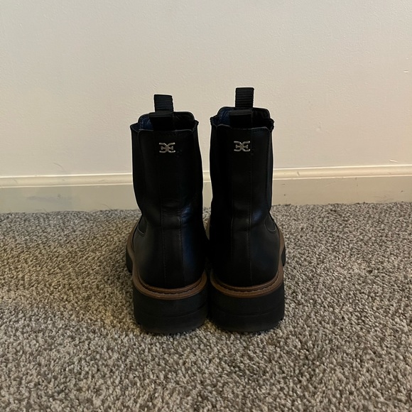 Sam Edelman Laguna Chelsea Boot in Black Leather - Picture 5 of 7